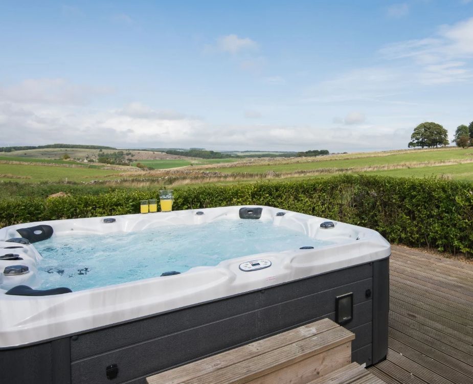 Derbyshire Cottages With Hot Tubs